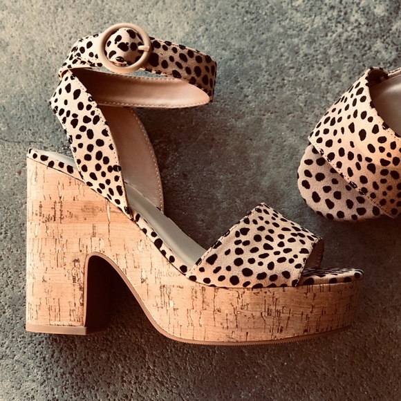 Cheetah Print Block Cork Ankle Sandal Platform - Picture 7 of 8